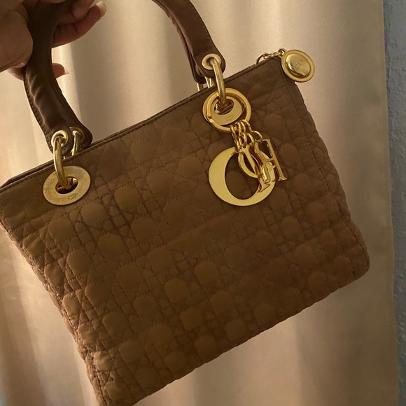 Lady Dior - Picture 1 of 6